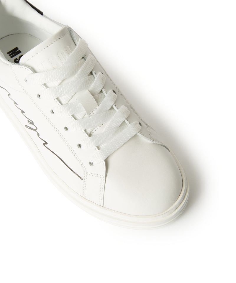 White MSGM Iconic Sneakers With Cursive Logo | USA_MSGM28863